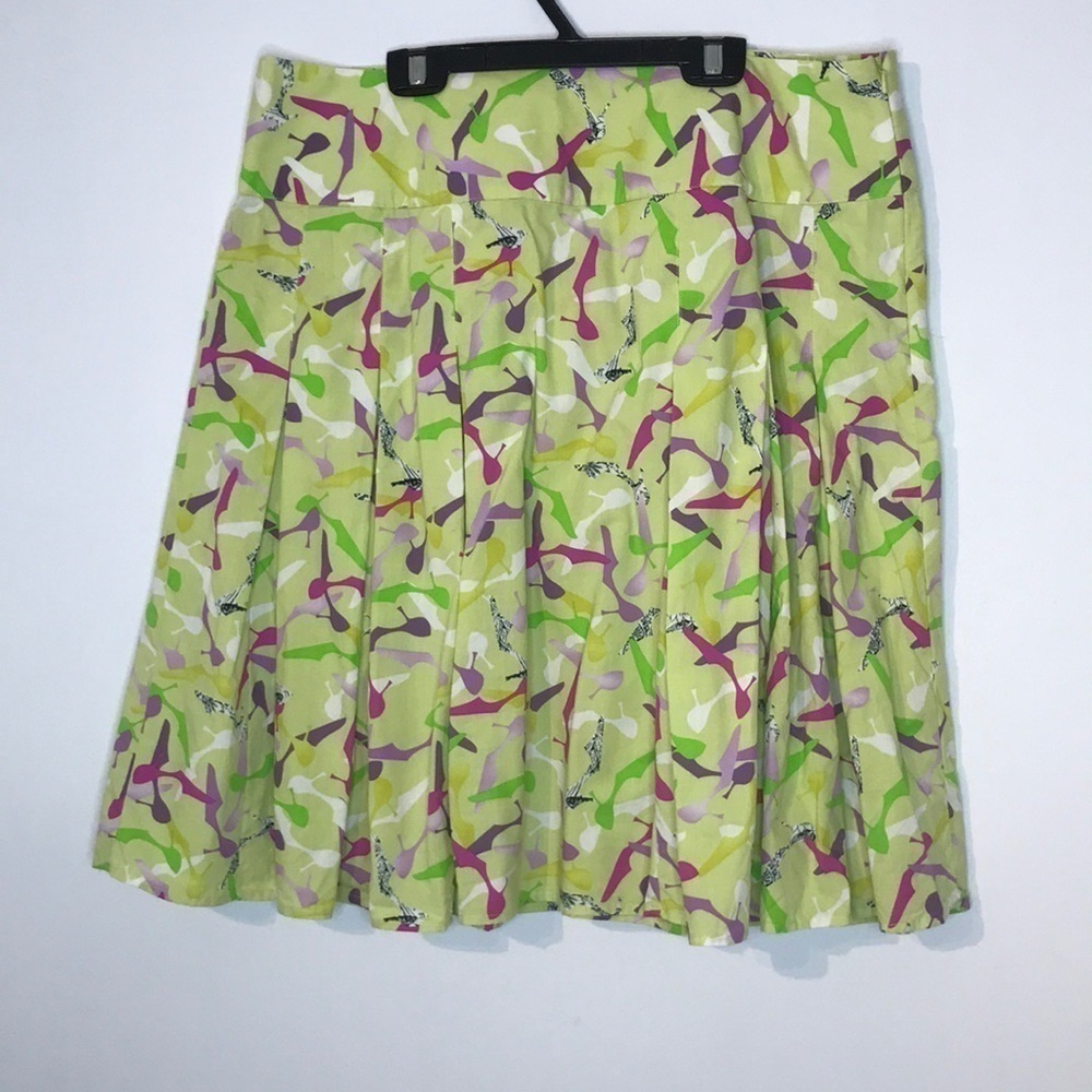 Liz Claiborne pleated novelty print mini skirt